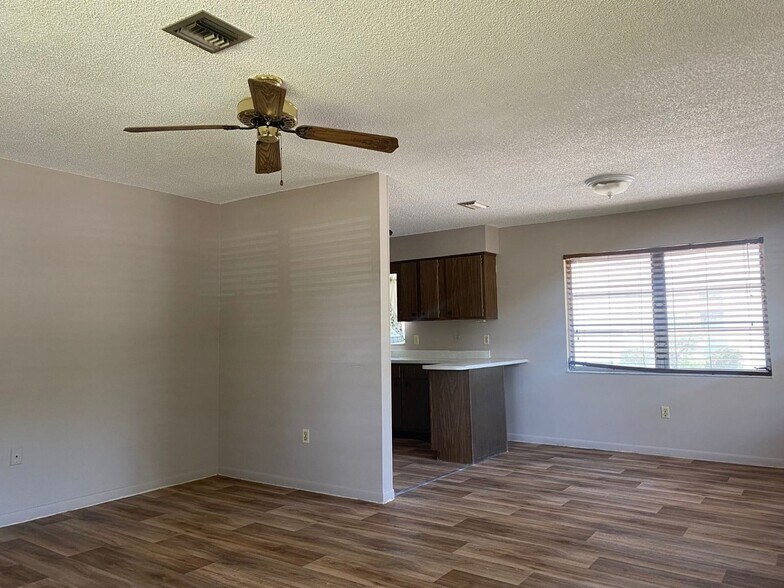 More Photos Of 3025 54th St S, Gulfport Apartments For Sale