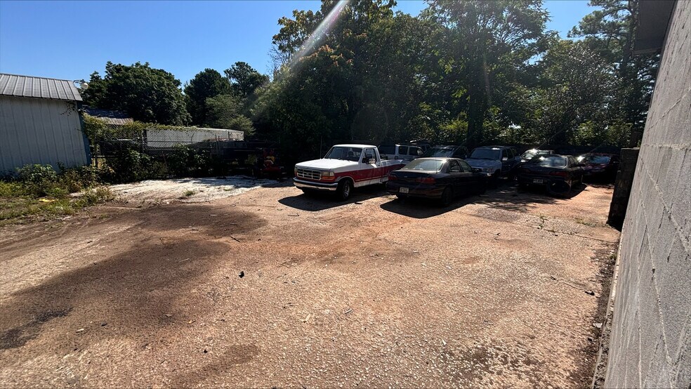 More Photos Of City of Griffin 30224, Griffin Service For Sale