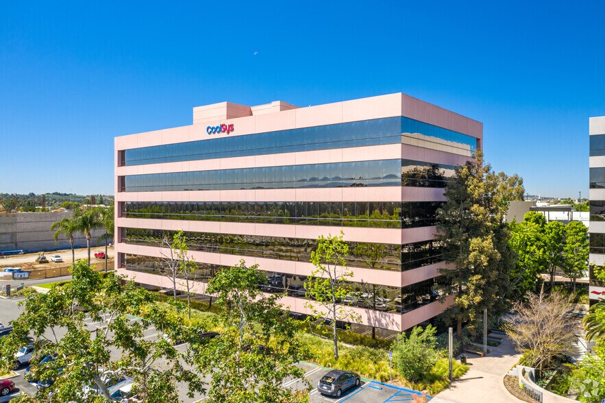 More Photos Of 135 S State College Blvd, Brea Unknown For Lease