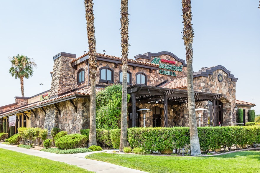 More Photos Of 2001-2351 N Rainbow Blvd, Las Vegas Unknown For Lease