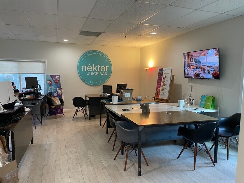 More Photos Of 2482 Newport Blvd, Costa Mesa Loft Creative Space For Lease