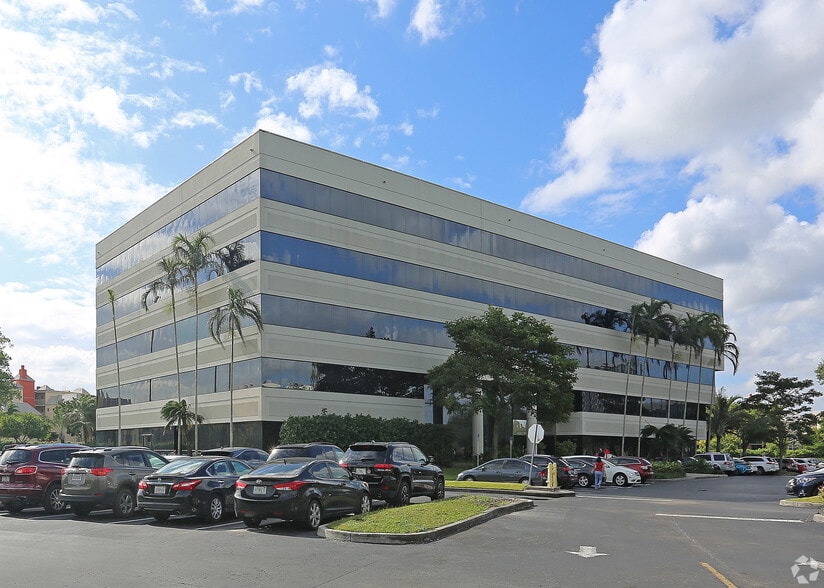 More Photos Of 8200-8355 NW 53rd St, Doral Unknown For Lease
