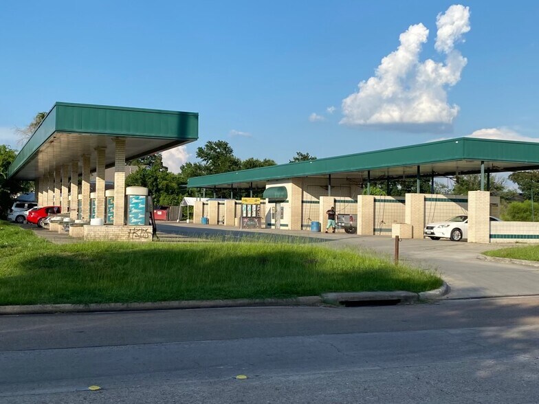 More Photos Of 1625 Cypress Station Dr, Houston Carwash For Sale