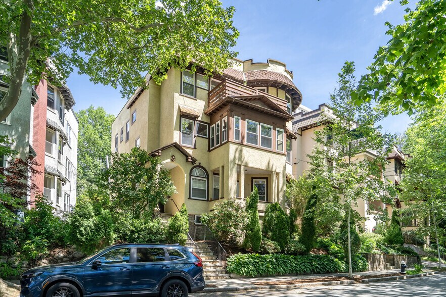 More Photos Of 201 Rawson Rd, Brookline Apartments For Sale
