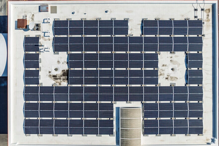 More Photos Of 30730 Groesbeck Hwy, Roseville Bank For Sale