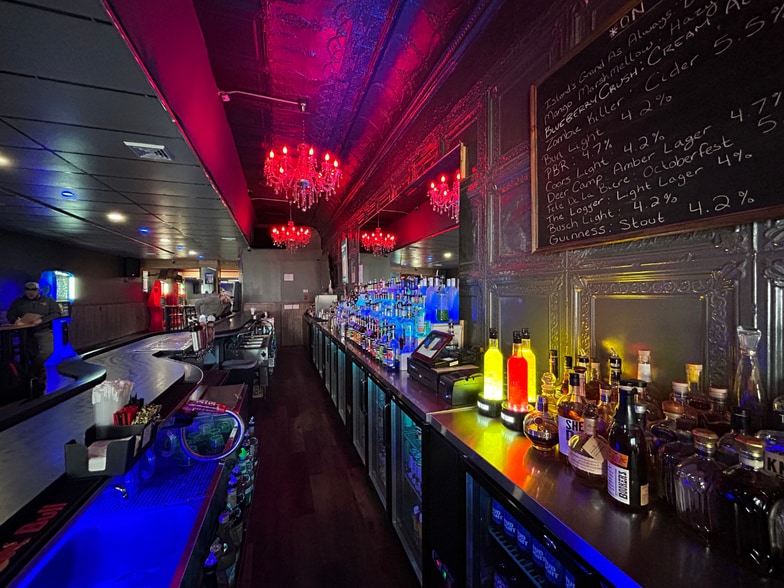 More Photos Of 1117 Ludington St, Escanaba Storefront Retail Residential For Sale