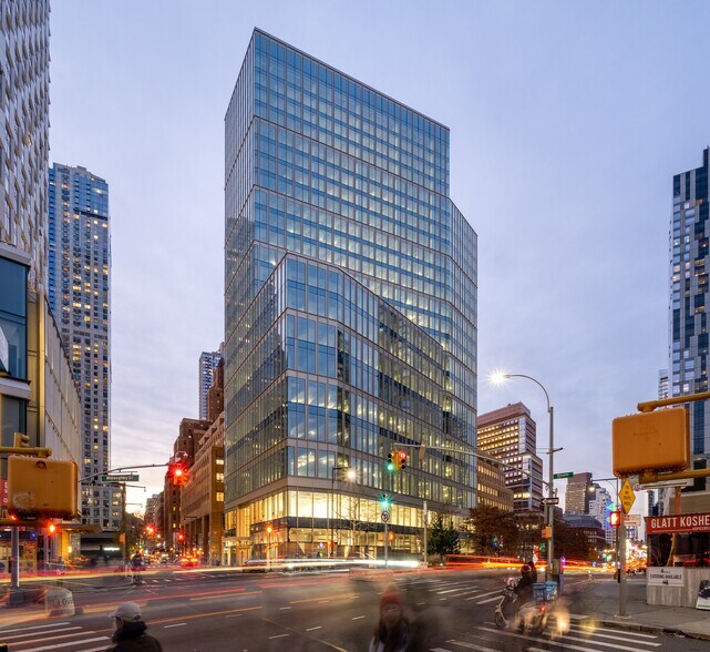 More Photos Of 141 Willoughby St, Brooklyn Office For Lease