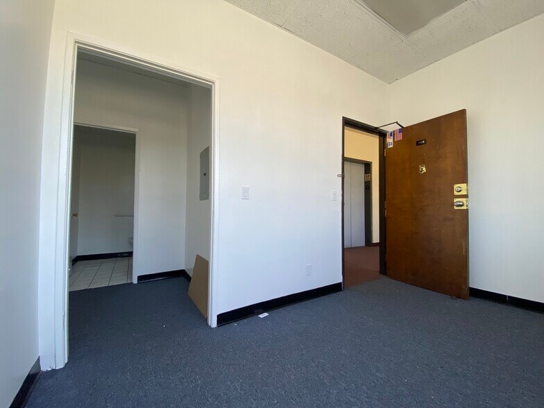 More Photos Of 300 S Garfield Ave, Monterey Park Office For Sale