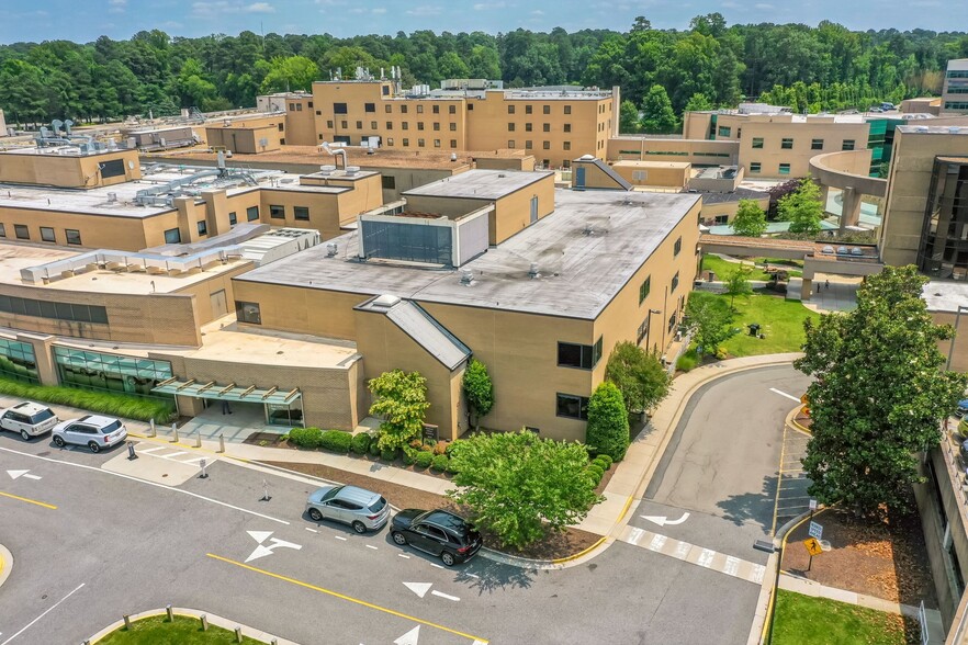 More Photos Of 7601 Forest Ave, Richmond Medical For Lease