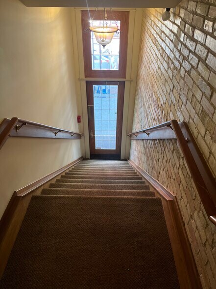 More Photos Of 236 E Front St, Traverse City Storefront Retail Office For Lease