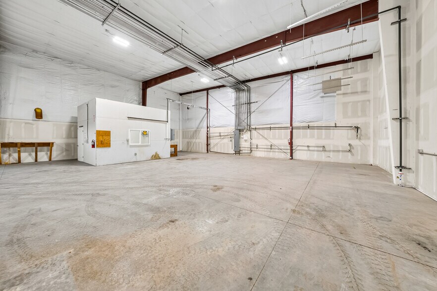 More Photos Of 188 Salmon Way, White City Industrial For Sale