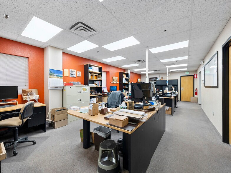 More Photos Of 1215 S Grant Ave, Loveland Warehouse For Sale