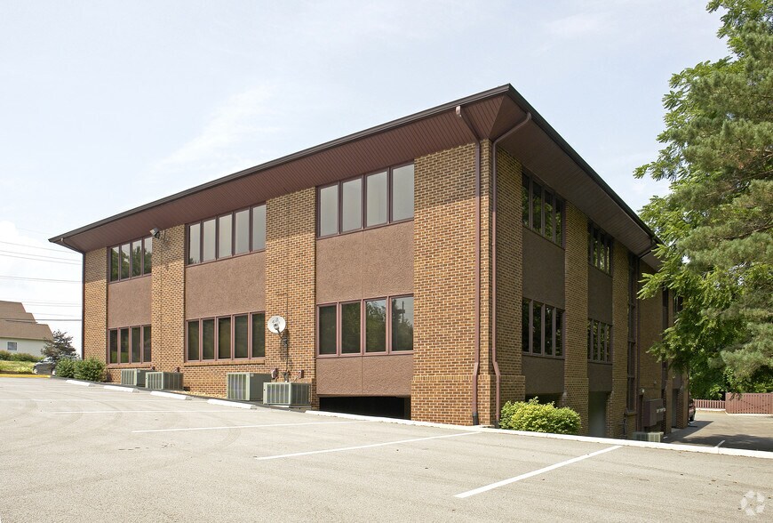 More Photos Of 13990 Olive Blvd, Chesterfield Office For Lease