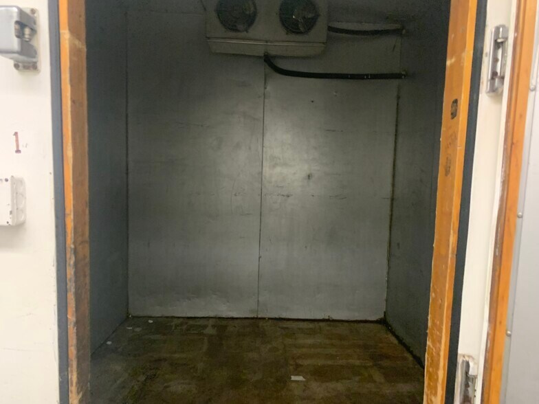 More Photos Of 6138 Madison, Berkeley Industrial For Sale