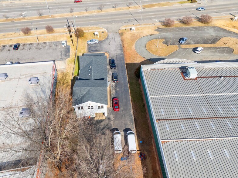 More Photos Of 5717 Midlothian Tpke, Richmond Office For Sale