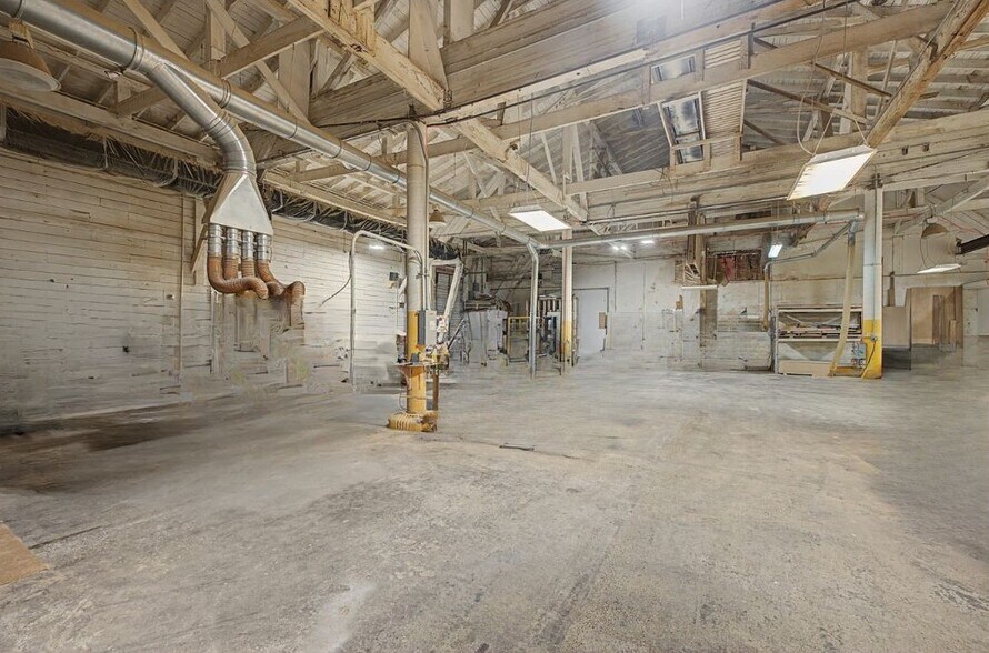 More Photos Of 3220 SE Dayton Byp, Dayton Land For Sale