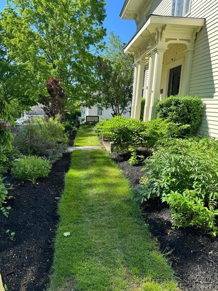 More Photos Of 10 Church St, Stockton Springs Hospitality For Sale