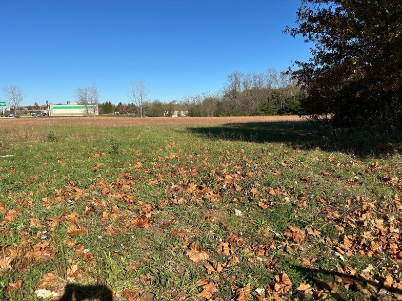 More Photos Of 3500 Rangeline Street, Columbia Land For Sale