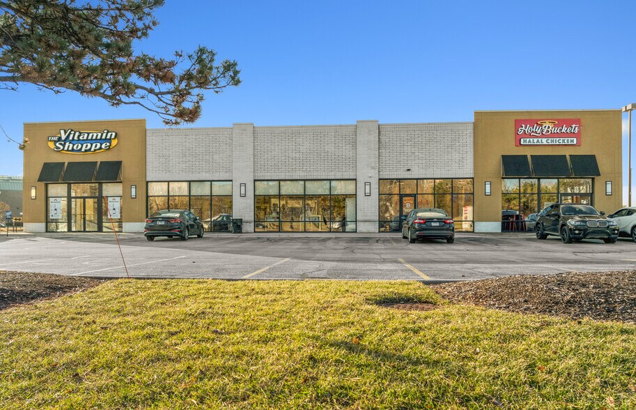 More Photos Of , Lincolnwood General Retail For Sale