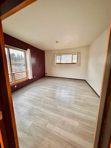 More Photos Of 5720 West End Rd, Arcata Office For Lease