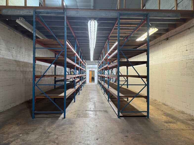 More Photos Of 805-917 SW 17th Ave, Delray Beach Warehouse For Lease