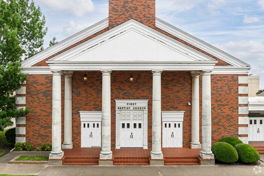 More Photos Of 2703 Wesley St, Greenville Religious Facility For Sale