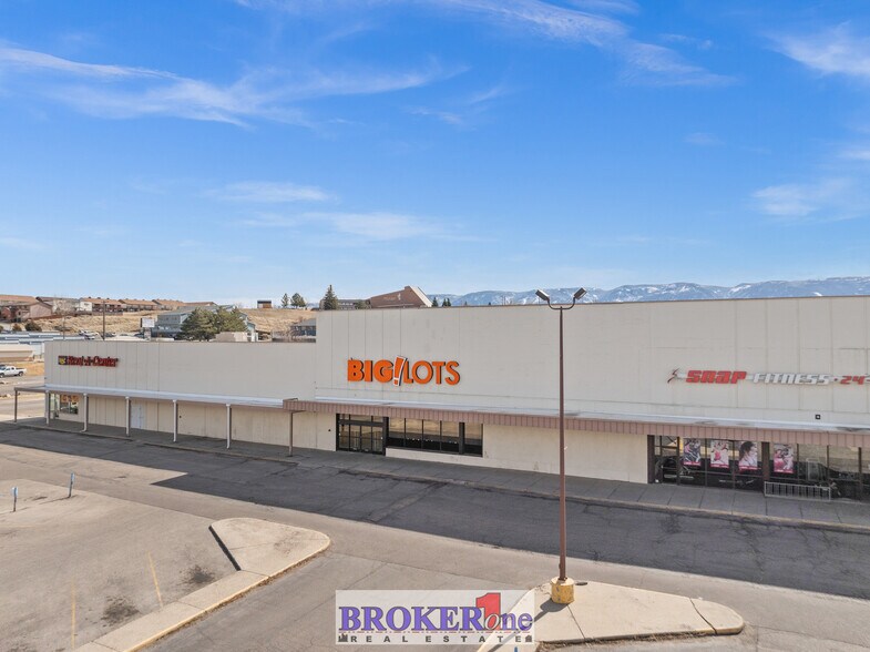 More Photos Of 2135 E 12th St, Casper Unknown For Lease