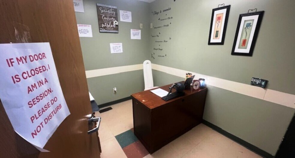 More Photos Of 1100 Salem Ave, Dayton Medical For Sale