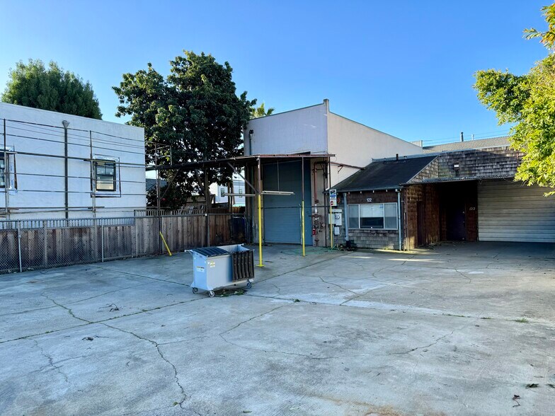 More Photos Of 122 S Delaware St, San Mateo Warehouse For Sale