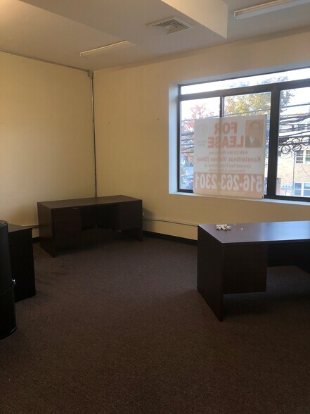 More Photos Of 161-06-161-08 46th Ave, Flushing Storefront Retail Office For Lease