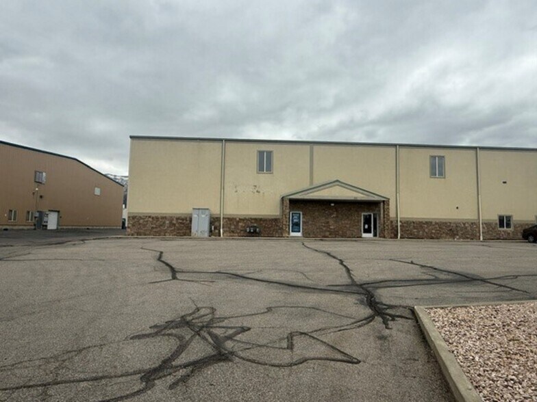 More Photos Of 2710 N Parkland Blvd, Ogden Warehouse For Lease