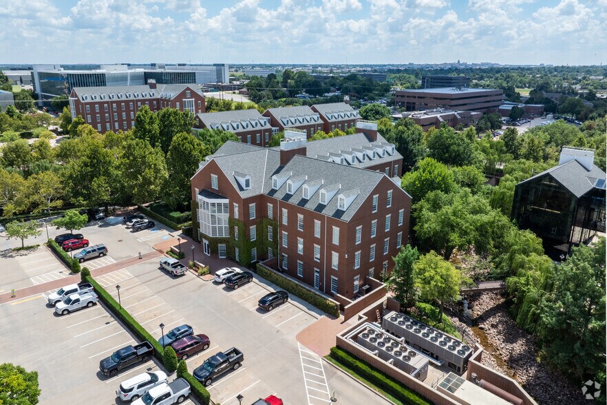 More Photos Of 6040 N Western Ave, Oklahoma City Office For Lease