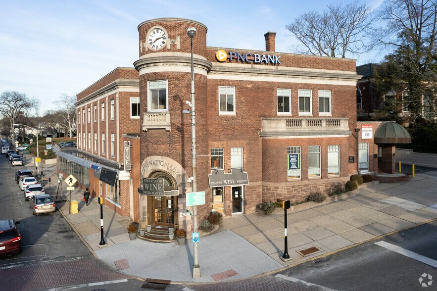 More Photos Of 1 Engle St, Englewood Coworking Space