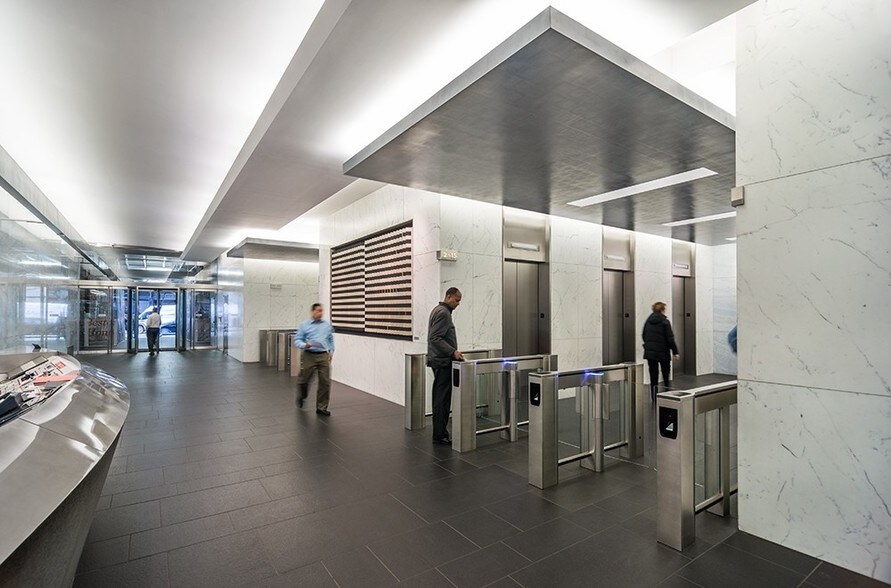 More Photos Of 110 E 59th St, New York Office For Sale