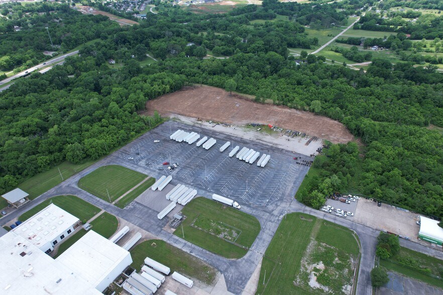 More Photos Of 981 Industrial Park Rd, Columbia Manufacturing For Lease