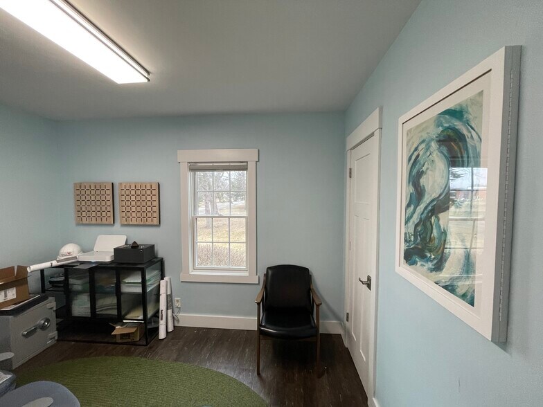 More Photos Of 5022 Rockville Rd, Indianapolis Office For Sale