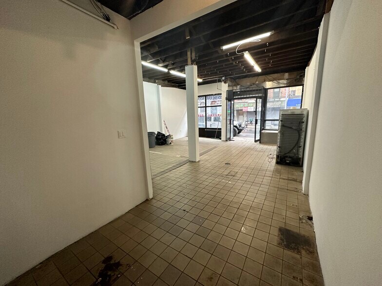 More Photos Of 77-79 Madison St, New York Apartments For Lease