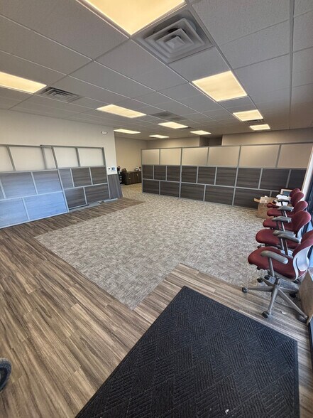 More Photos Of 7775 Gary Watson Pt, Colorado Springs Warehouse For Lease