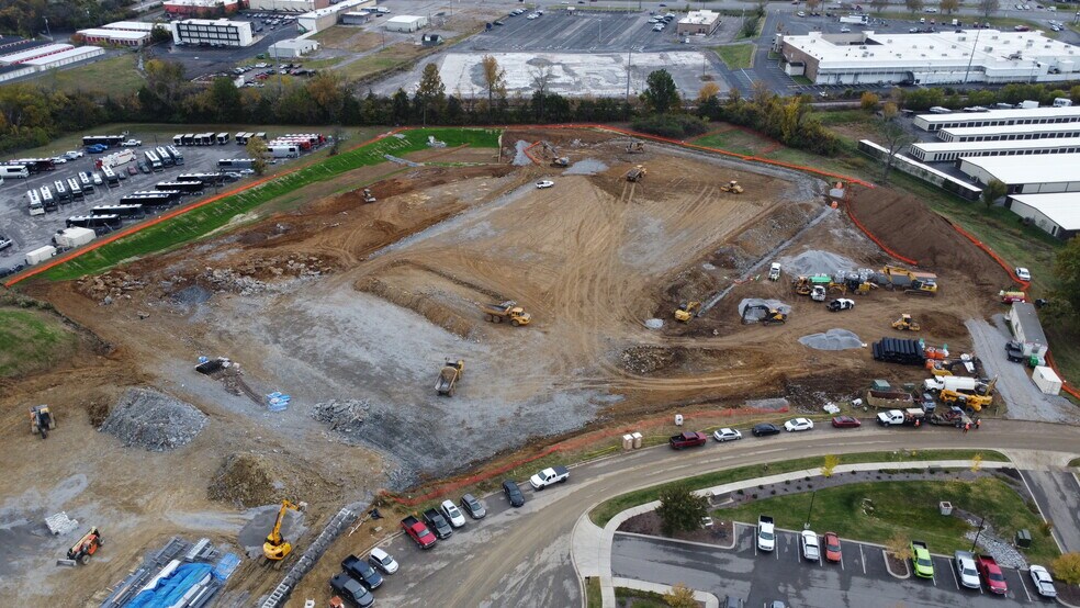 More Photos Of 230 Innovation Way, Hendersonville Warehouse For Sale