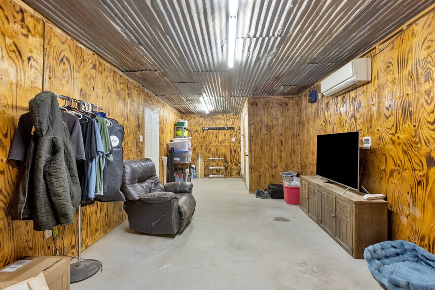 More Photos Of 7405 E County Road 110, Midland Land For Sale