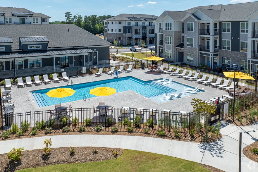 More Photos Of 400 Alex Ridge Dr, Fuquay Varina Apartments For Lease