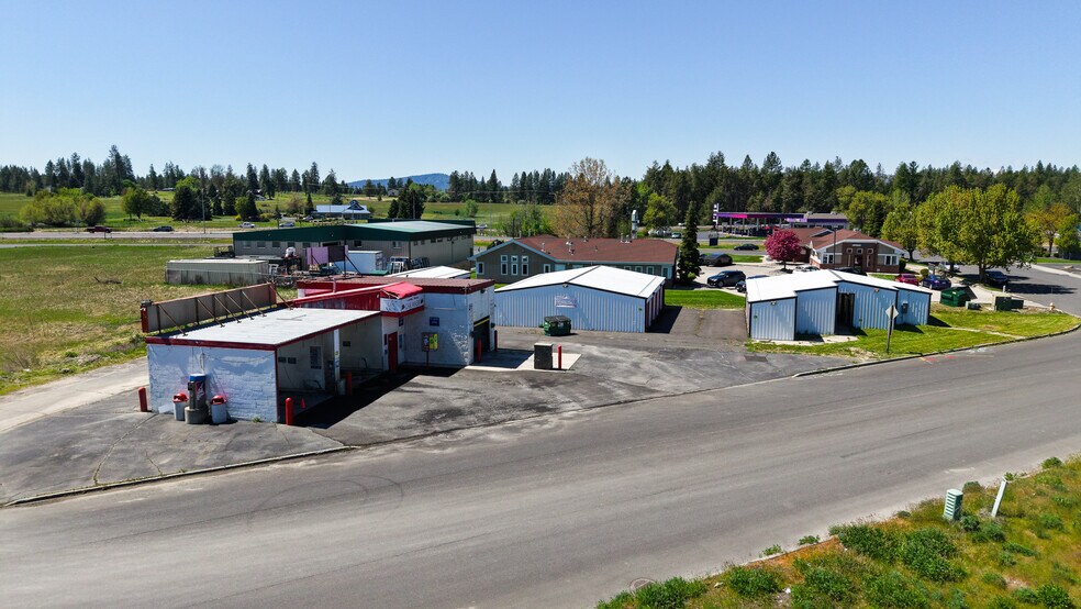 More Photos Of 112 E. J St., Deer Park Self Storage For Sale
