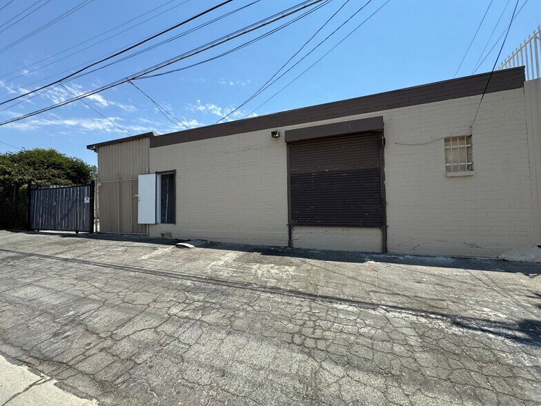 More Photos Of 4233 City Terrace Dr, Los Angeles Industrial For Sale