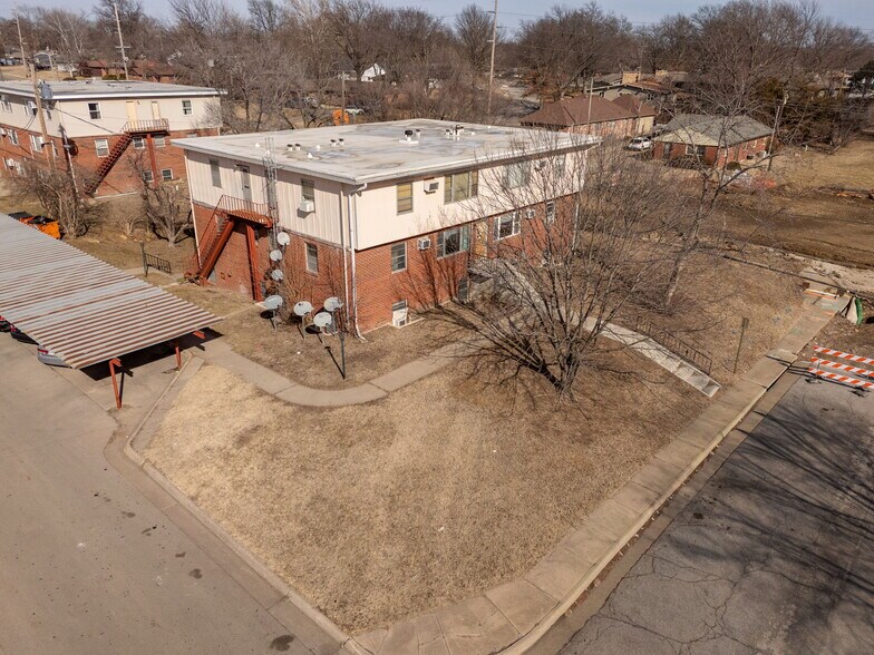 More Photos Of , Topeka Multifamily For Sale