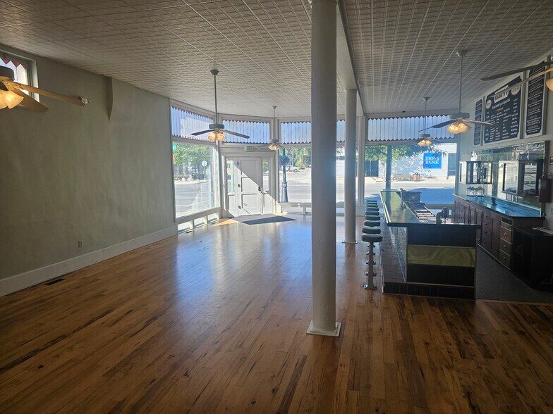 More Photos Of 2 S Main St, Coalville Loft Creative Space For Sale