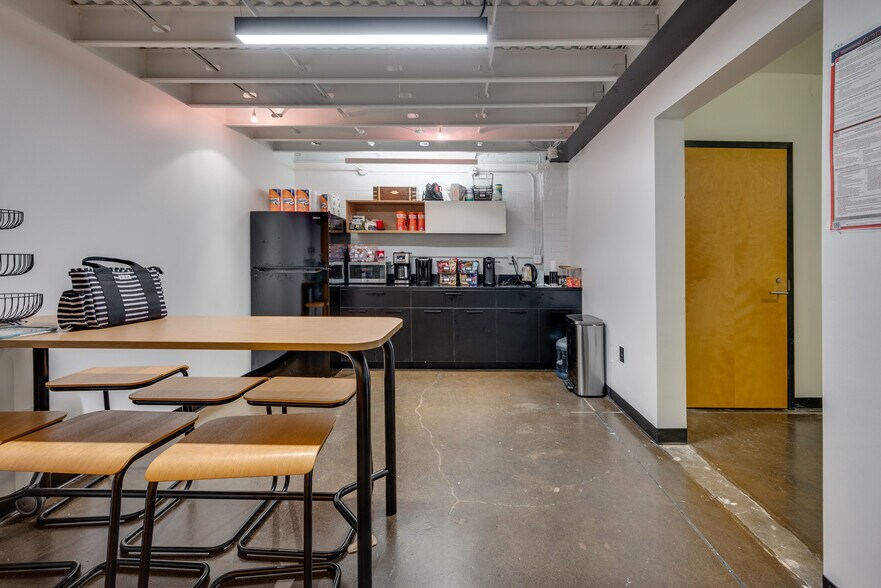 More Photos Of 613 Ewing Ave, Nashville Loft Creative Space For Lease