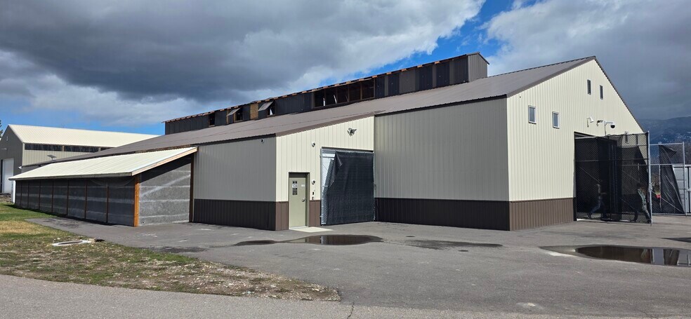 More Photos Of 134 Conestoga Ct, Kalispell Industrial For Sale