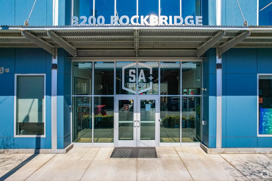 More Photos Of 3200 Rockbridge St, Richmond Medical For Lease