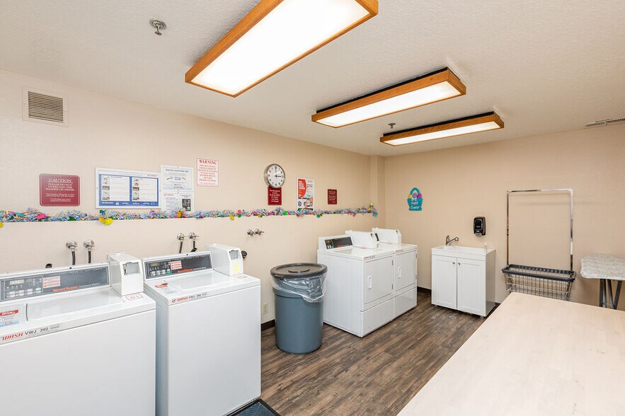 More Photos Of 18700 Florida St, Huntington Beach Apartments For Sale