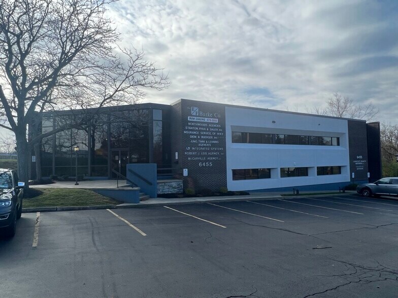 More Photos Of 6455 Lake Ave, Orchard Park Medical For Sale